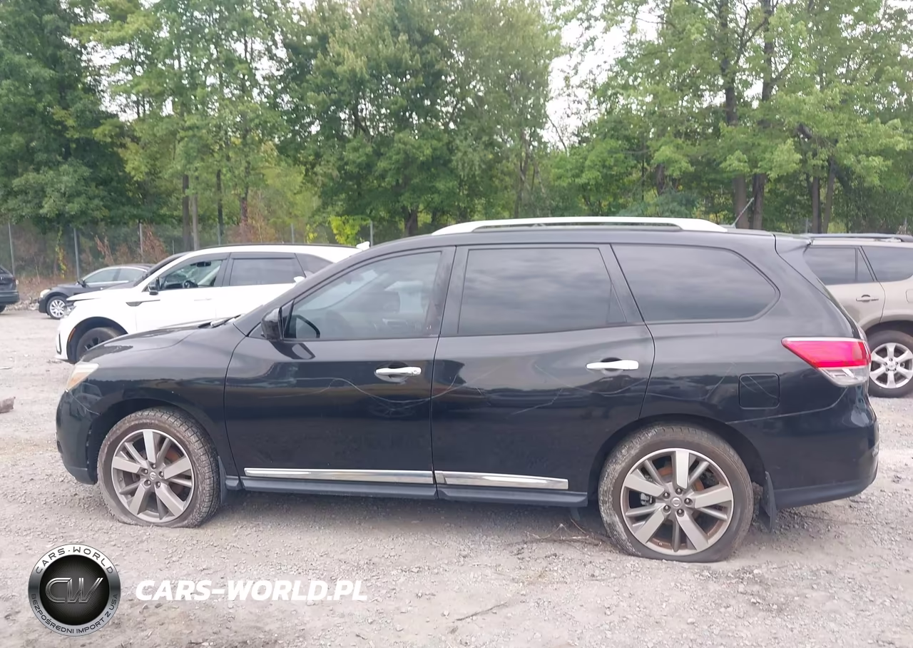 2015 Nissan Pathfinder Platinum VIN:5N1AR2MMXFC693648 - 14