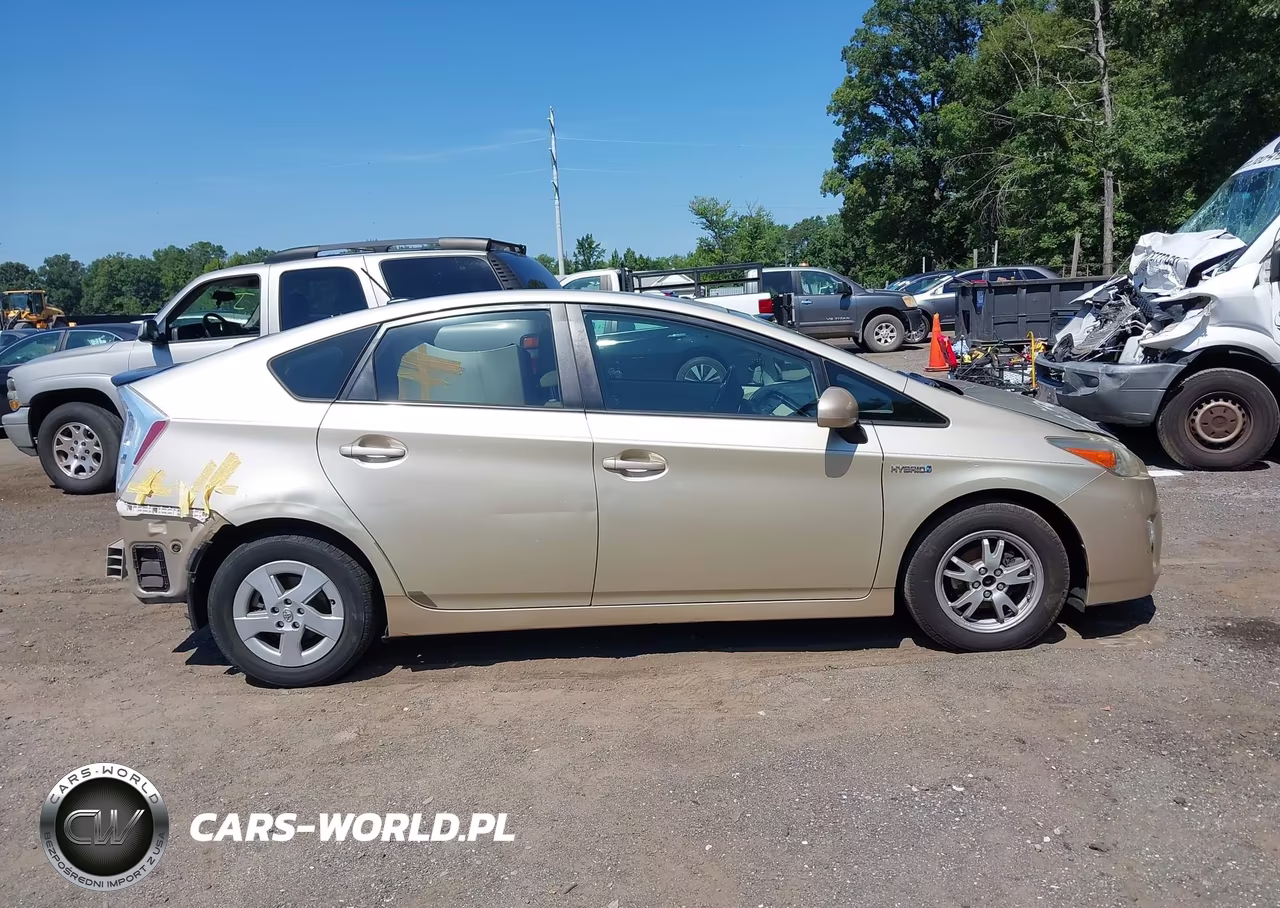 2011 Toyota Prius Three VIN:JTDKN3DU6B0250242 - 13