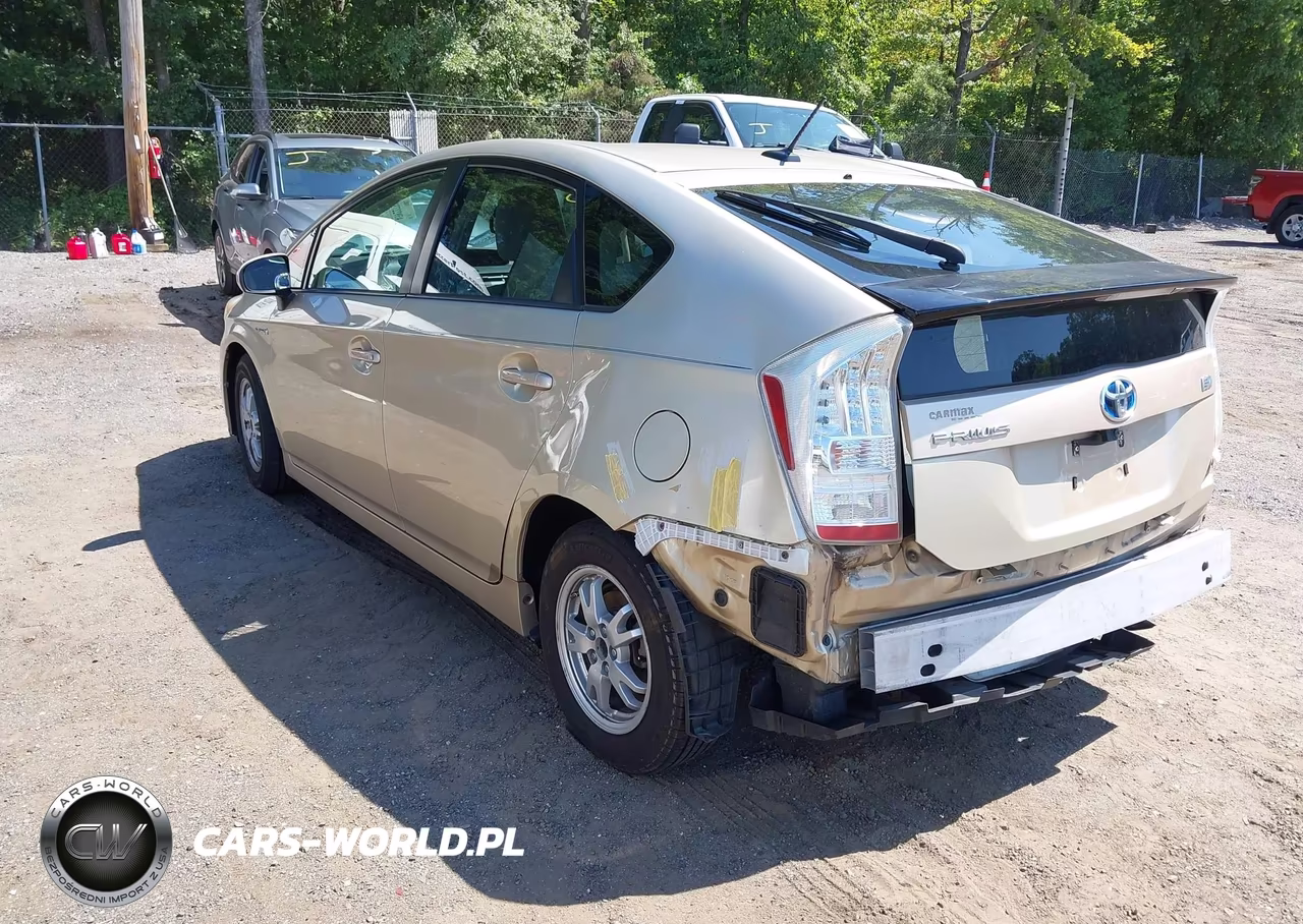2011 Toyota Prius Three VIN:JTDKN3DU6B0250242 - 3