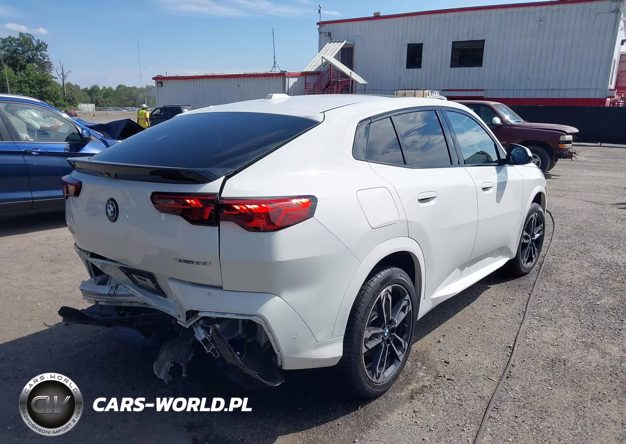 2026 BMW X2 xDrive28I VIN:WBX63GM00T5542505 - 4