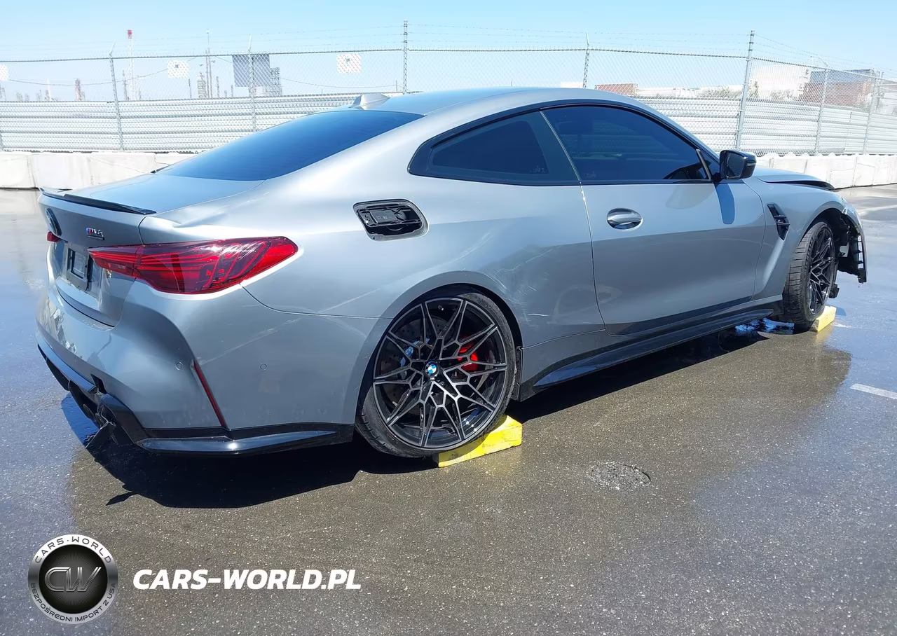 2025 BMW M4 Competition xDrive VIN:WBS33HK06SCT88488 - 4