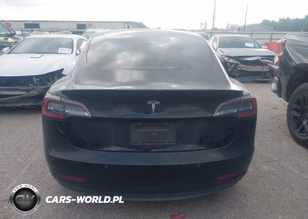 2020 Tesla Model 3 VIN:5YJ3E1EAXLF660820 - 16