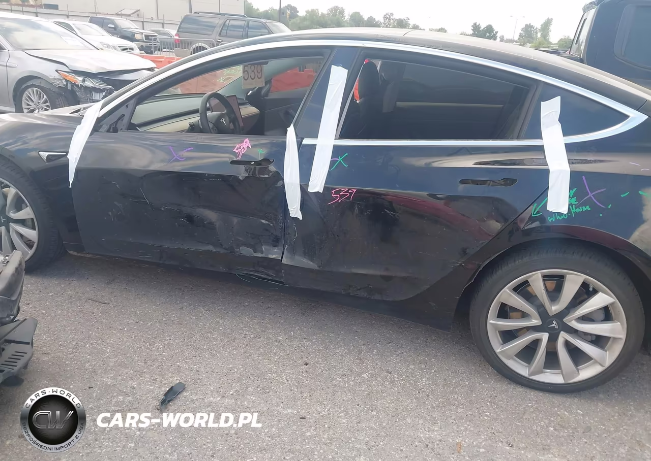 2020 Tesla Model 3 VIN:5YJ3E1EAXLF660820 - 6