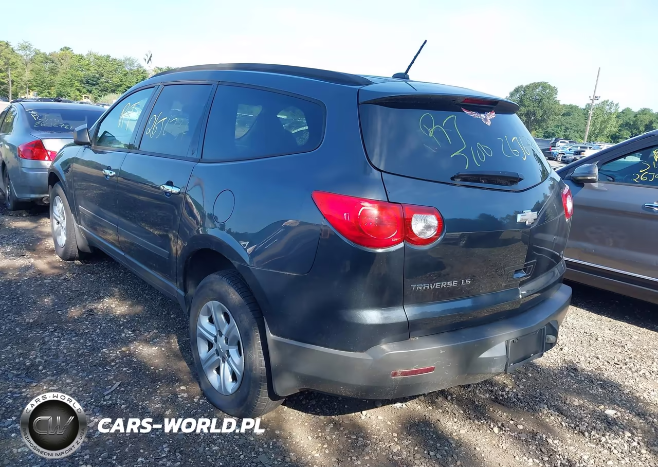 2011 Chevrolet Traverse Ls VIN:1GNKVFED6BJ319979 - 3