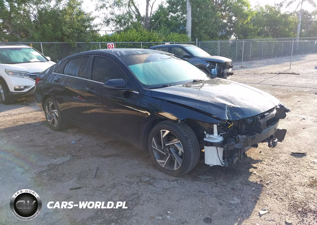 2024 Hyundai Elantra Limited