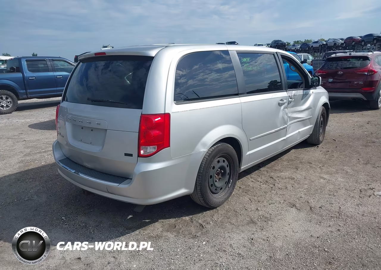 2012 Dodge Grand Caravan Sxt VIN:2C4RDGCG5CR153870 - 4