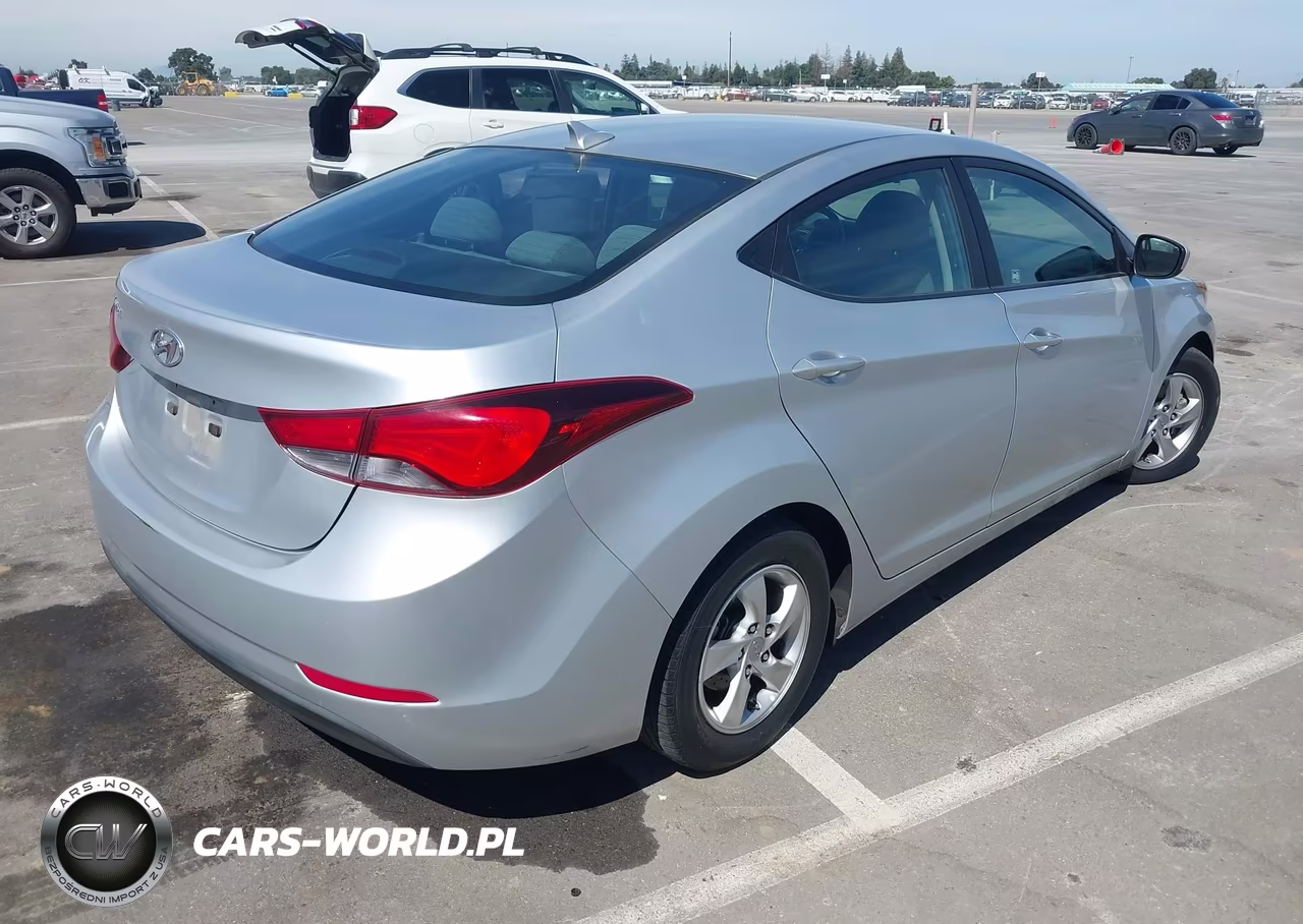 2014 Hyundai Elantra Se VIN:5NPDH4AE2EH515846 - 4