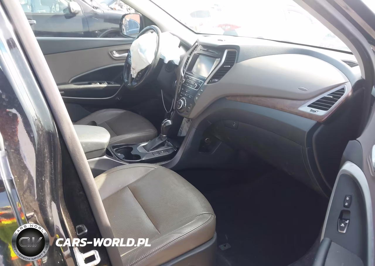 2017 Hyundai Santa Fe Se VIN:KM8SNDHF0HU238795 - 5