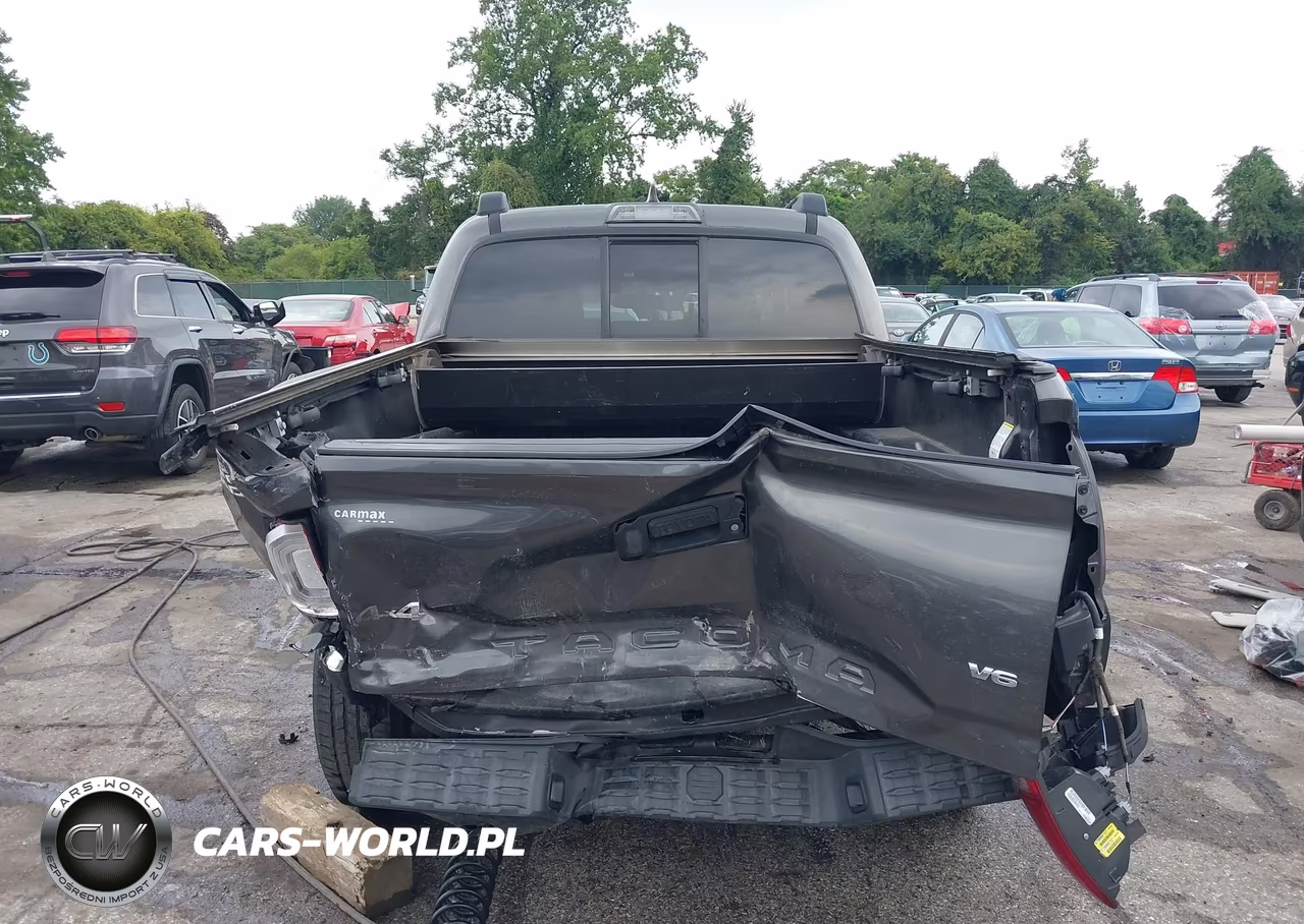 2017 Toyota Tacoma Sr5 V6 VIN:3TMCZ5AN2HM078637 - 16
