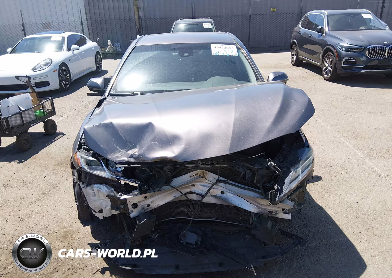 2019 Toyota Camry Le VIN:4T1B11HKXKU773633 - 15