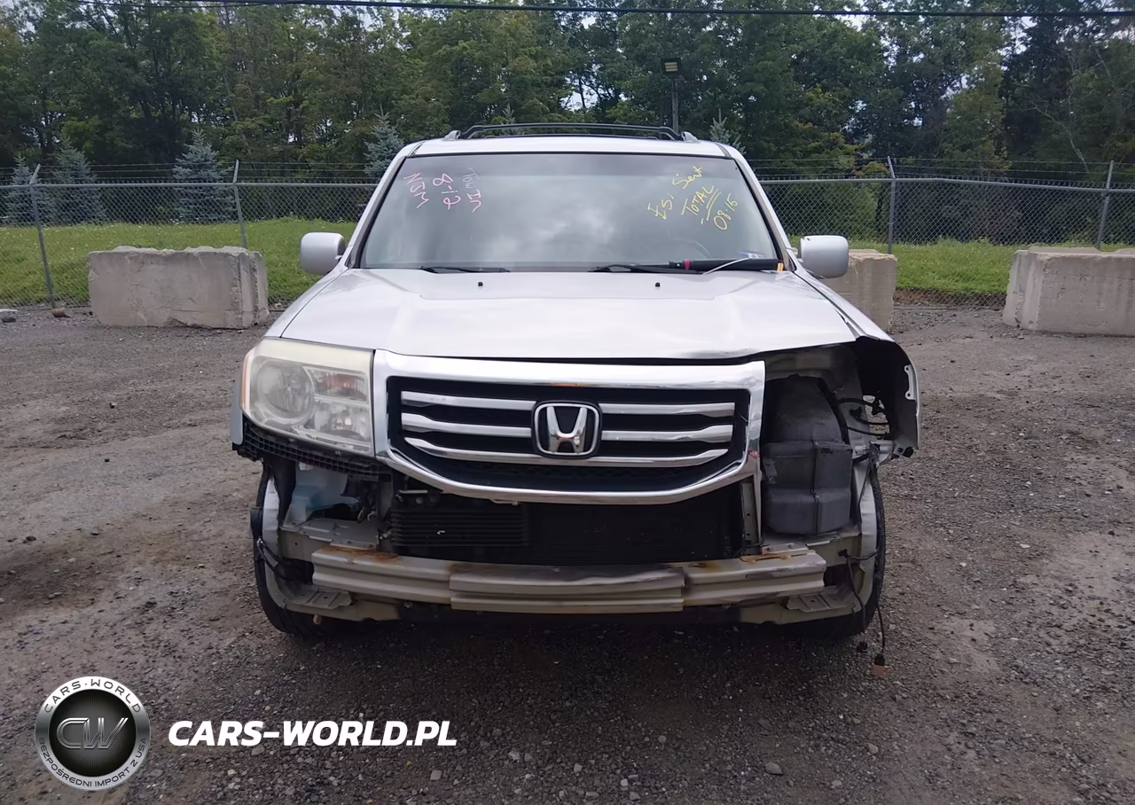 2013 Honda Pilot Touring VIN:5FNYF4H92DB051020 - 13