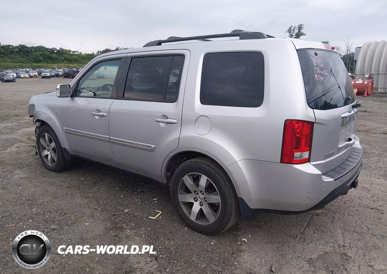 2013 Honda Pilot Touring VIN:5FNYF4H92DB051020 - 3
