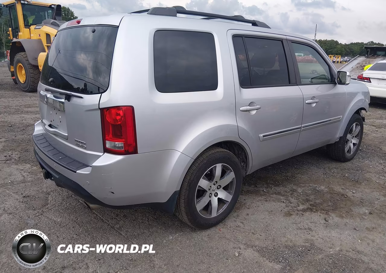 2013 Honda Pilot Touring VIN:5FNYF4H92DB051020 - 4