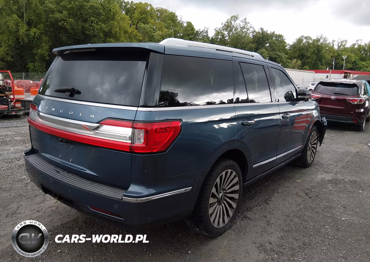 2018 Lincoln Navigator Reserve VIN:5LMJJ2LT9JEL10213 - 4