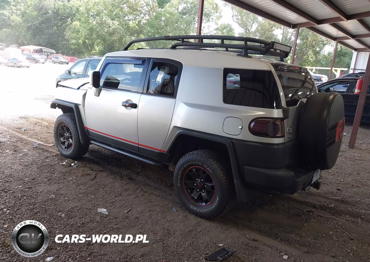 2007 Toyota Fj Cruiser VIN:JTEBU11FX70086414 - 3