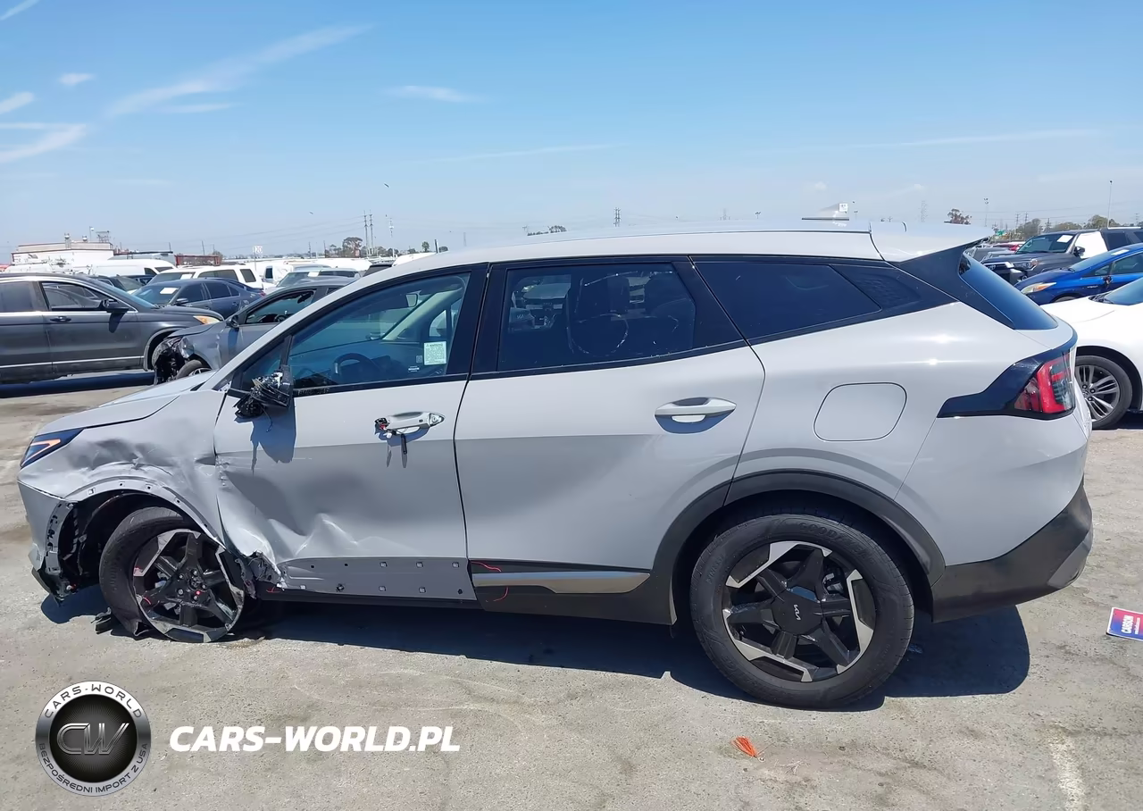 2026 Kia Sportage Hybrid S VIN:KNDPUDDG9T7370943 - 14