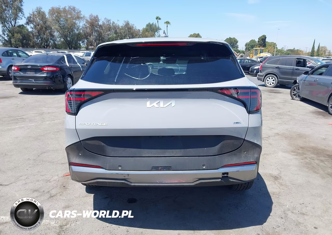 2026 Kia Sportage Hybrid S VIN:KNDPUDDG9T7370943 - 16