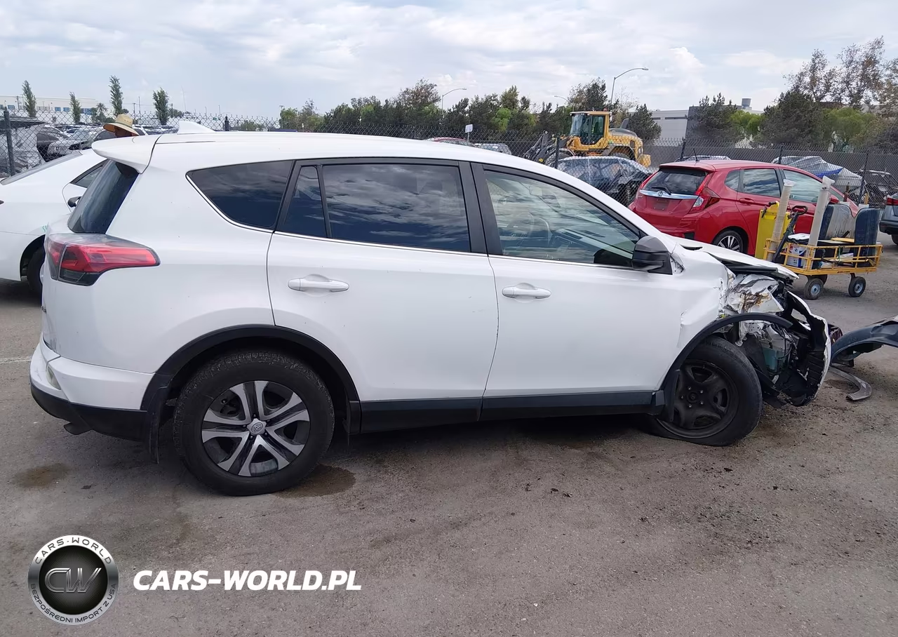 2018 Toyota Rav4 Le VIN:JTMZFREV4JJ730116 - 16