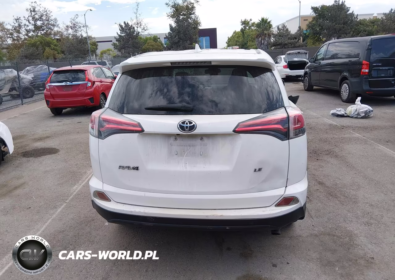 2018 Toyota Rav4 Le VIN:JTMZFREV4JJ730116 - 19