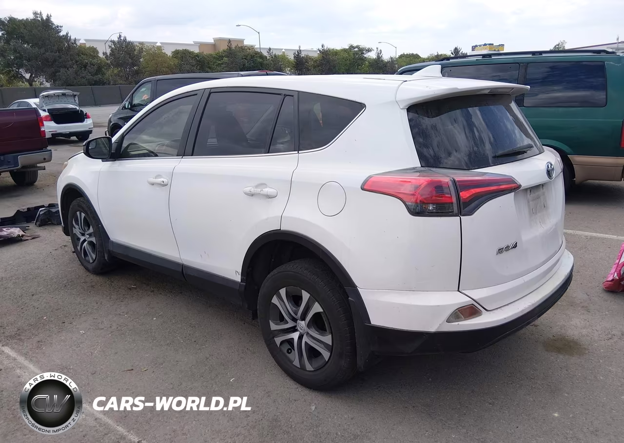2018 Toyota Rav4 Le VIN:JTMZFREV4JJ730116 - 3