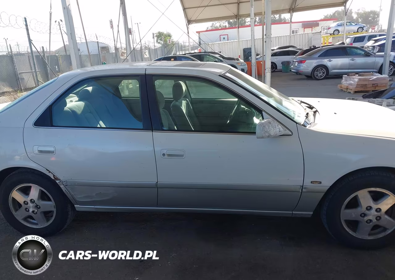 2001 Toyota Camry Le VIN:JT2BG22K210581784 - 14
