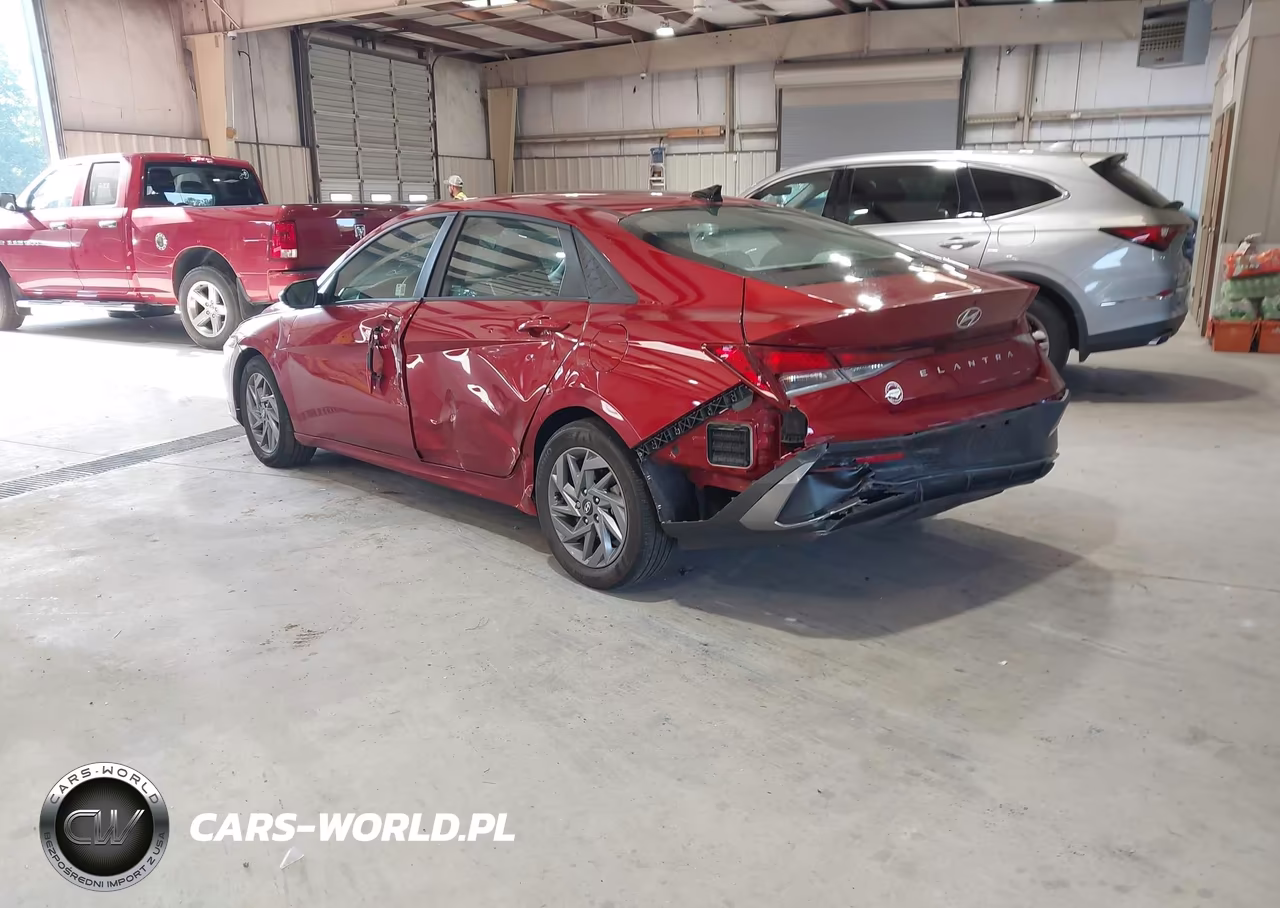 2024 Hyundai Elantra Sel VIN:KMHLM4DG8RU643407 - 3