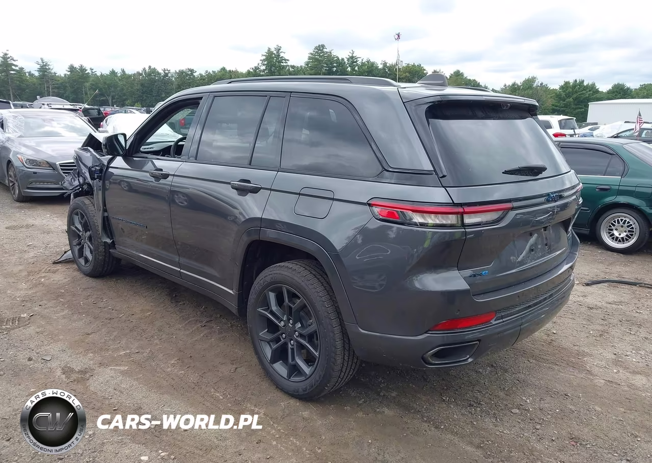 2023 Jeep Grand Cherokee 4Xe 30Th Anniversary VIN:1C4RJYB64P8904319 - 3
