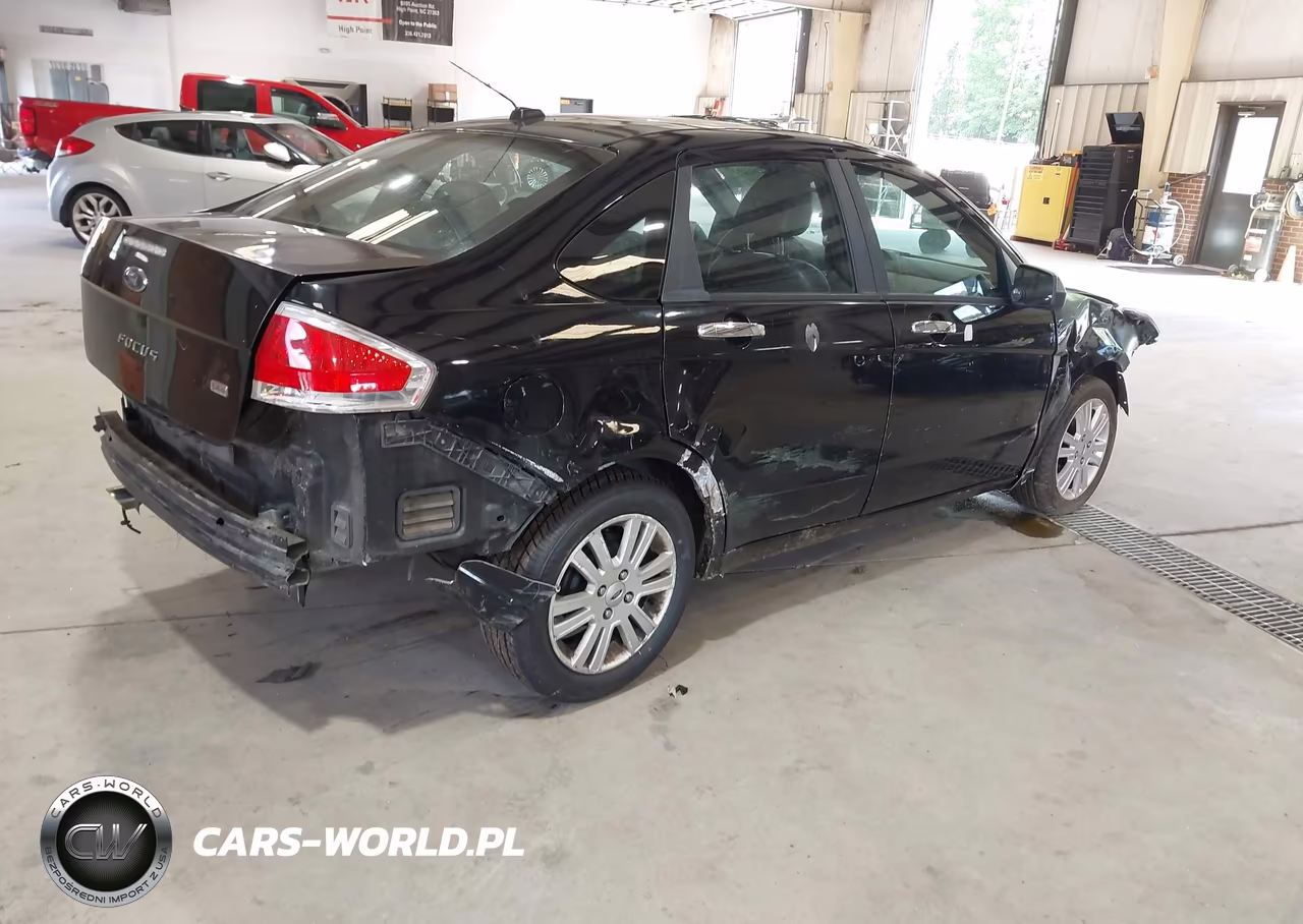 2010 Ford Focus Sel VIN:1FAHP3HN9AW122845 - 4