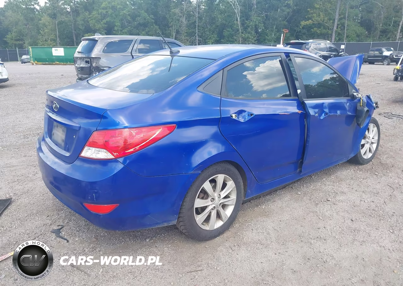 2014 Hyundai Accent Gls VIN:KMHCU4AE4EU620459 - 4