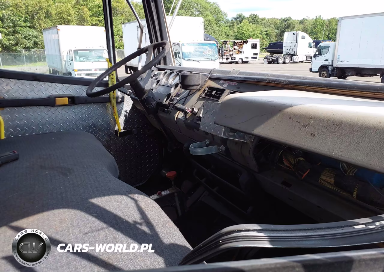 2000 Freightliner Medium Conventional Fl70 VIN:1FV6HJAA6YHG91992 - 7