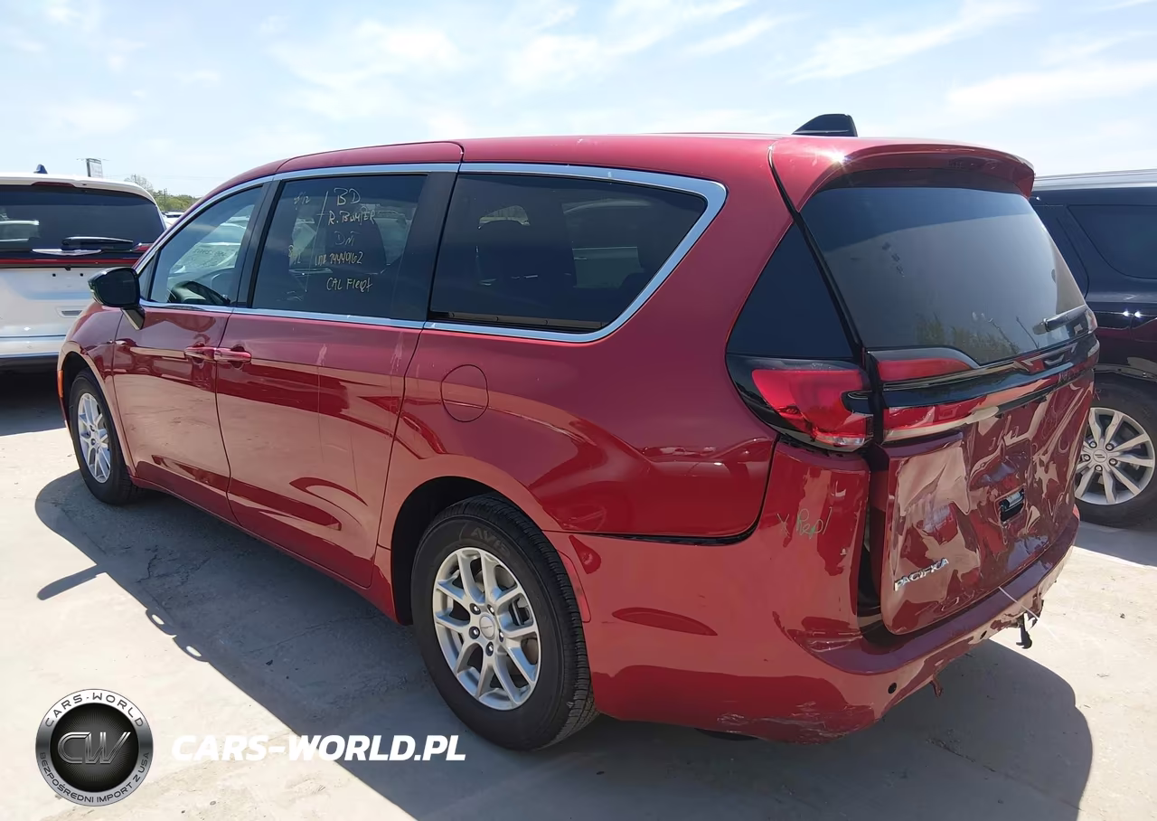 2027 Chrysler Pacifica VIN:2C4RC1BG0VR583827 - 3