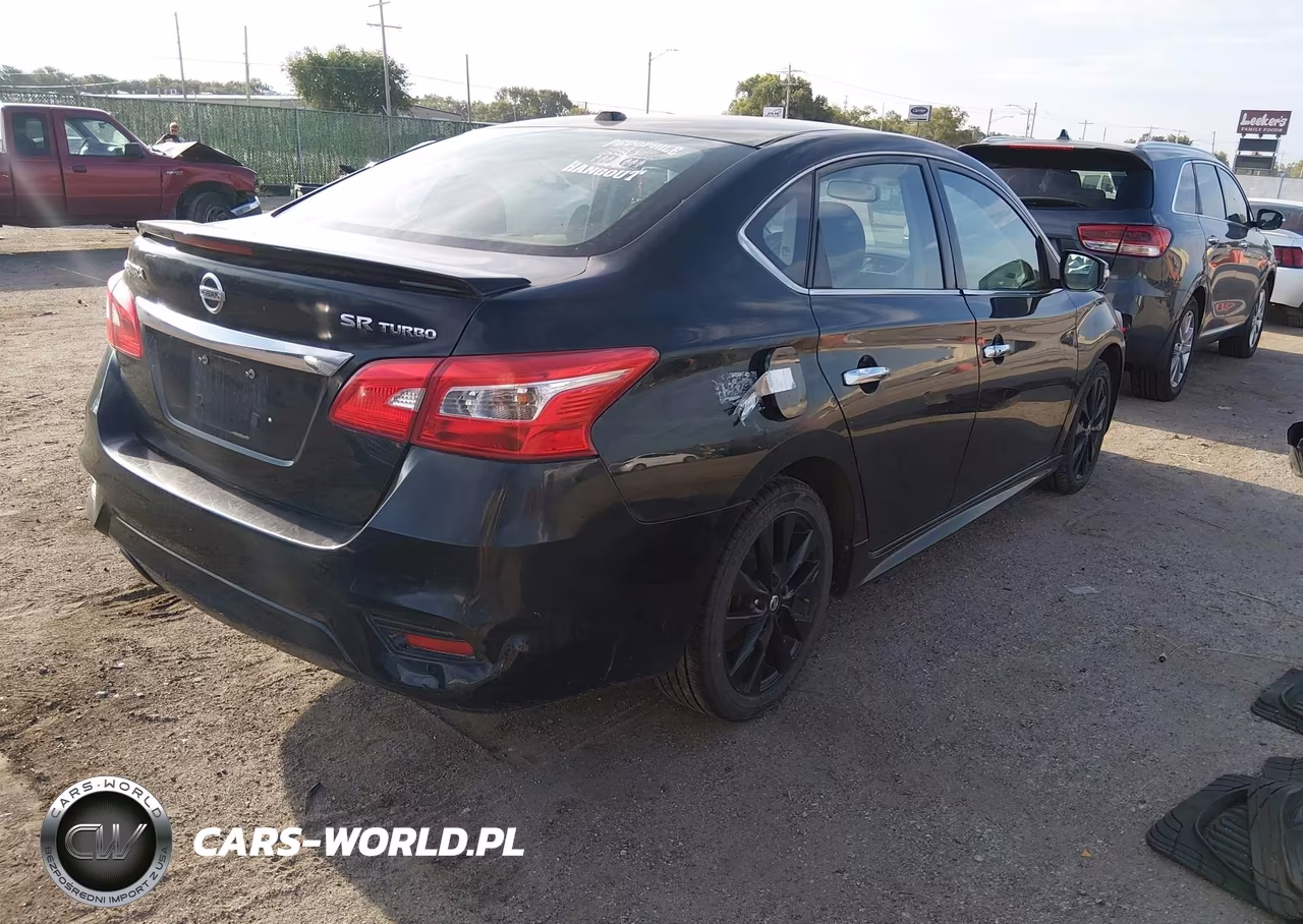 2017 Nissan Sentra Sr Turbo VIN:3N1CB7AP6HY372541 - 4