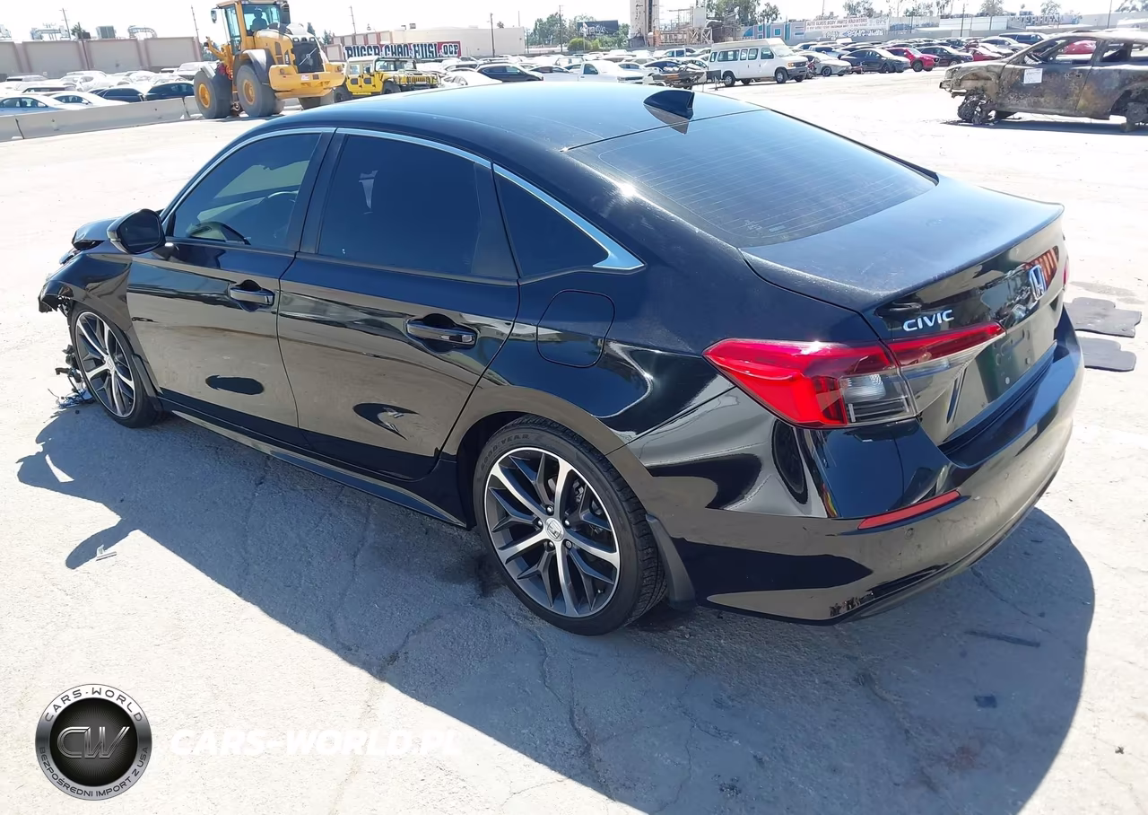 2024 Honda Civic Touring VIN:2HGFE1F97RH323821 - 3