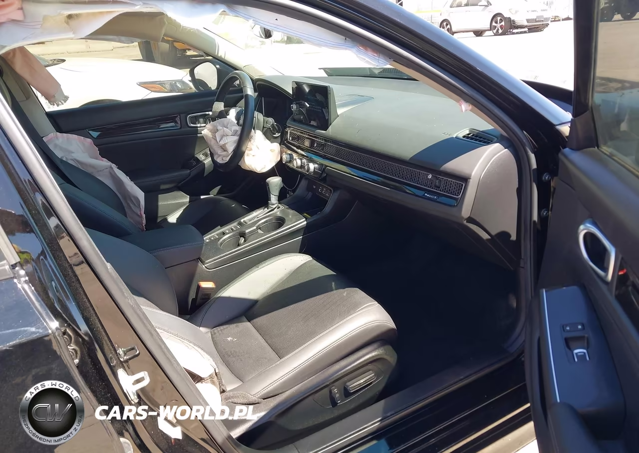 2024 Honda Civic Touring VIN:2HGFE1F97RH323821 - 5