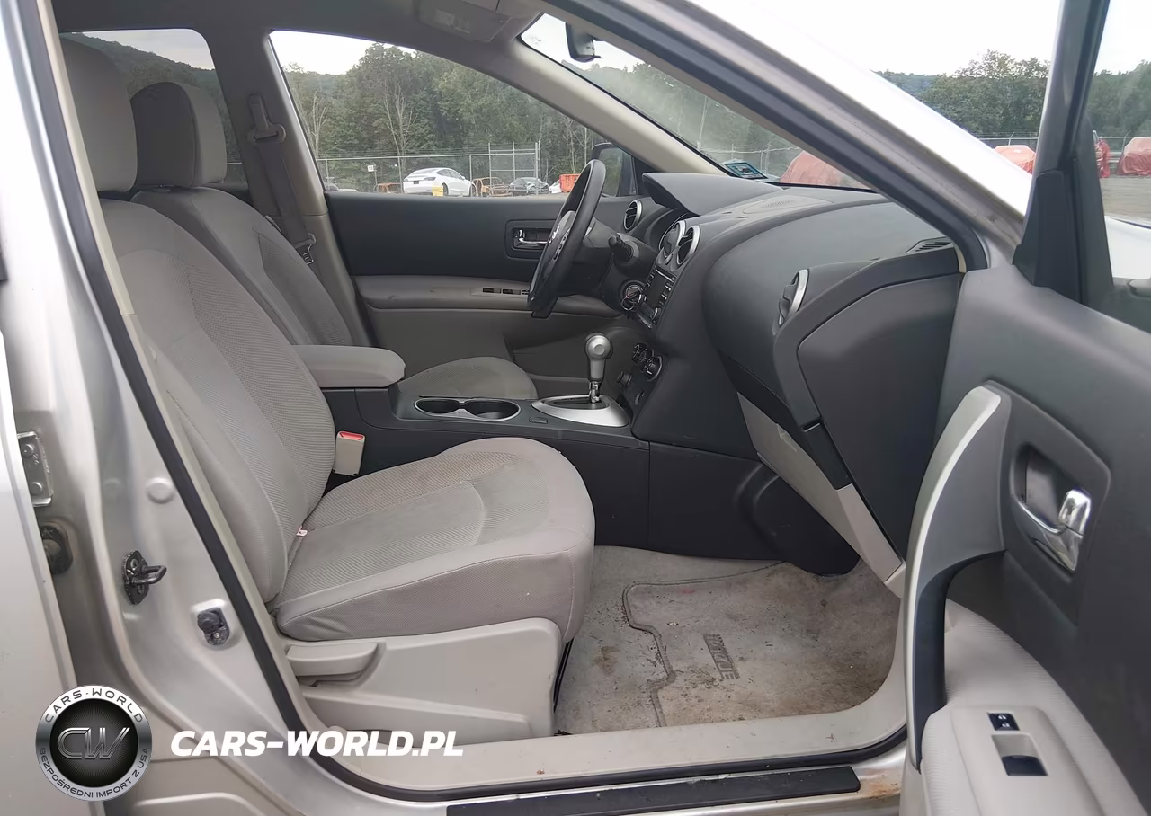2012 Nissan Rogue S VIN:JN8AS5MV5CW715542 - 5
