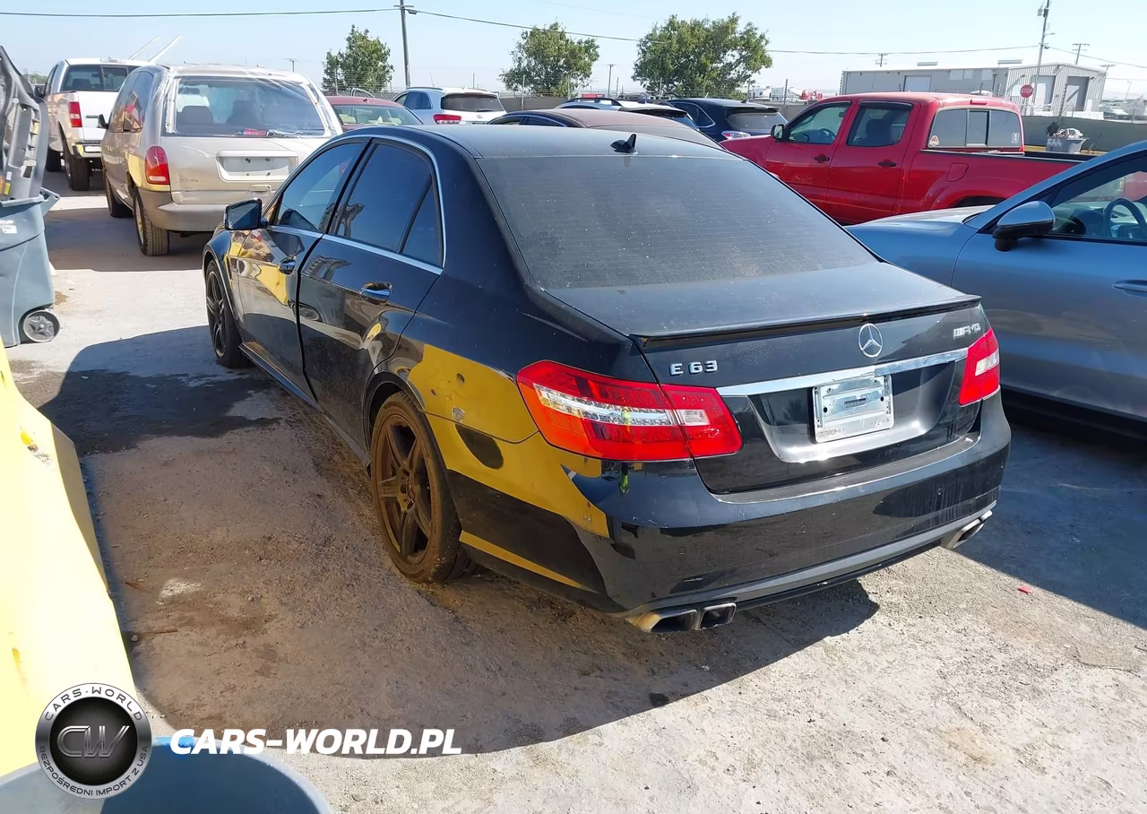 2010 Mercedes-Benz E 63 Amg VIN:WDDHF7HB7AA123358 - 3