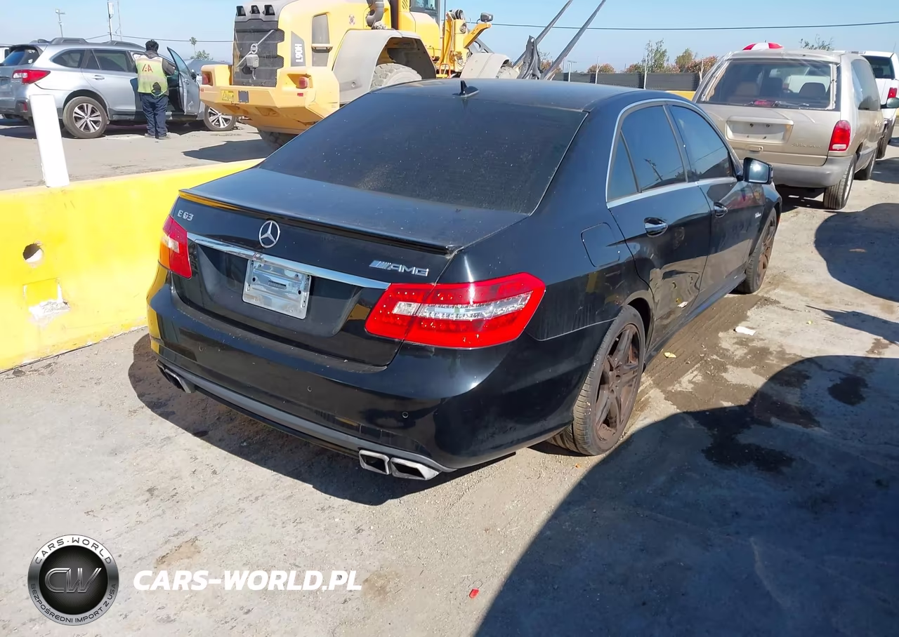 2010 Mercedes-Benz E 63 Amg VIN:WDDHF7HB7AA123358 - 4