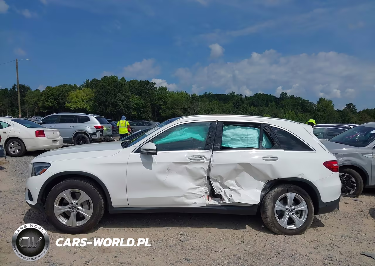 2018 Mercedes-Benz Glc 300 4Matic VIN:WDC0G4KB5JV022608 - 14