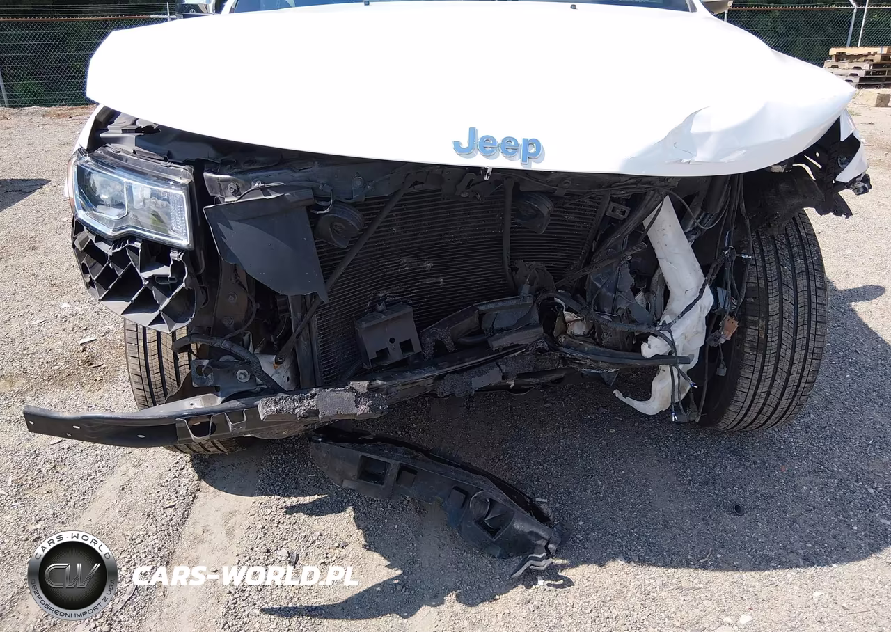 2020 Jeep Grand Cherokee Limited 4X4 VIN:1C4RJFBG7LC176371 - 6