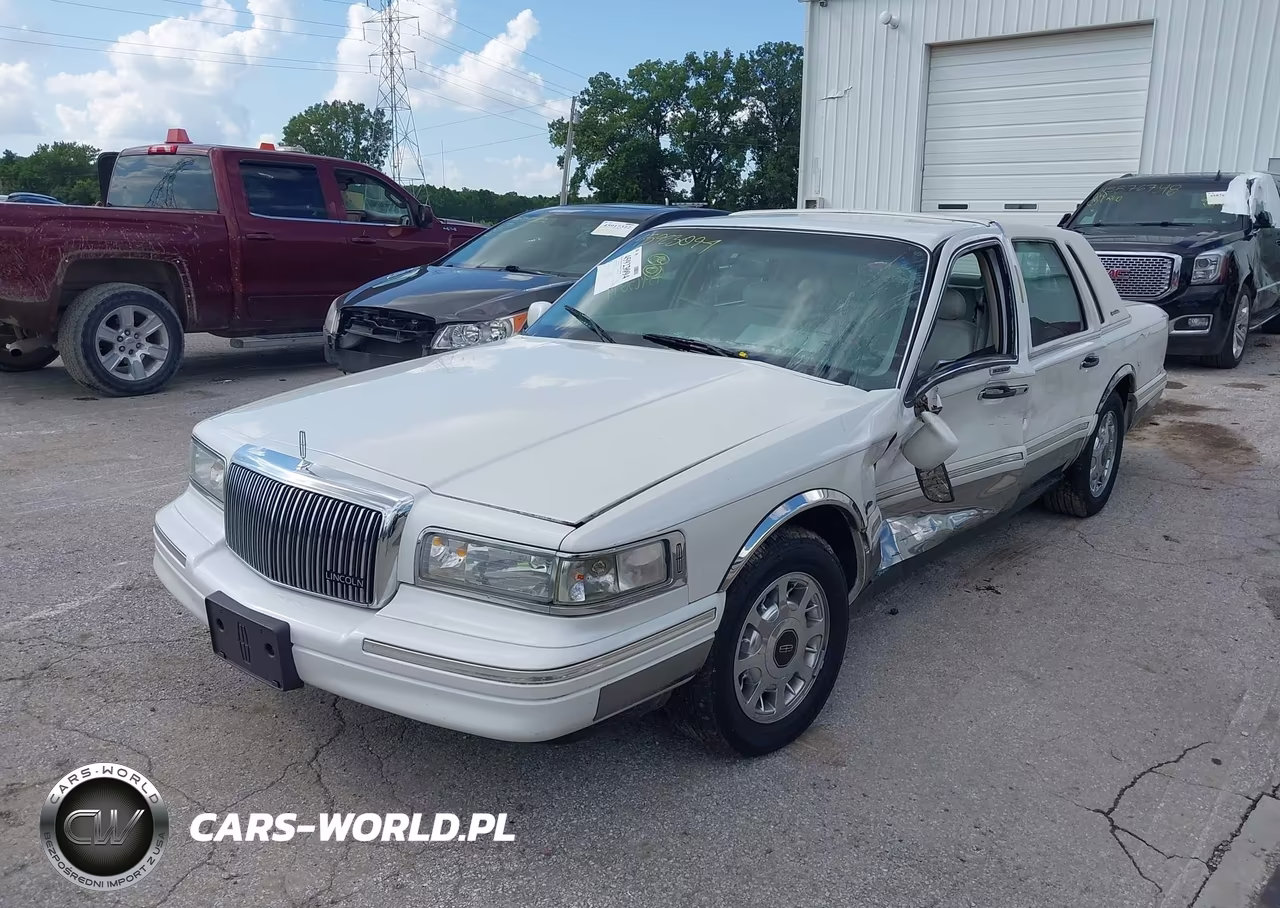 1997 Lincoln Town Car Signature VIN:1LNLM82W9VY642464 - 2