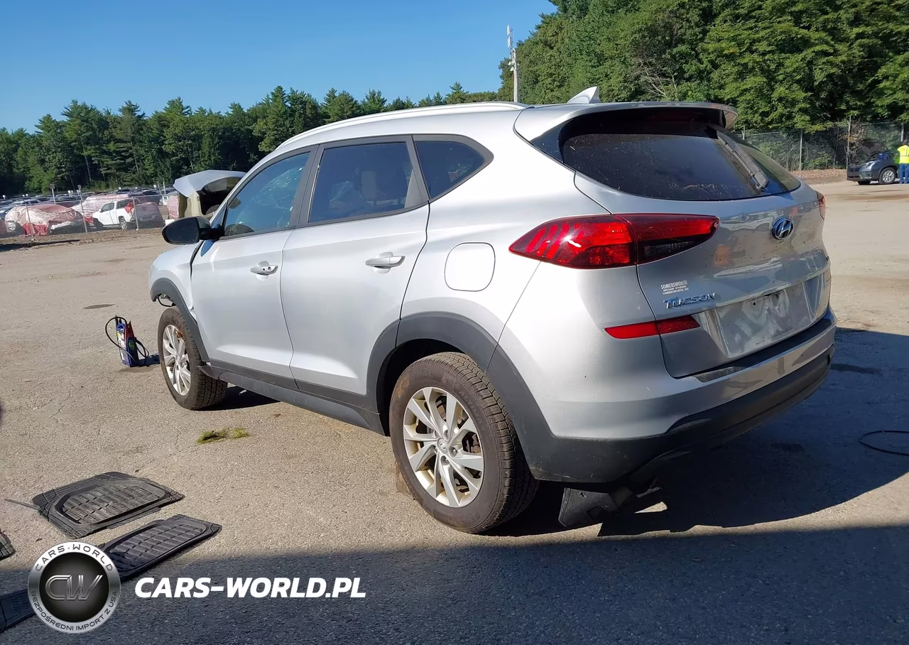 2019 Hyundai Tucson Value VIN:KM8J3CA45KU063505 - 3