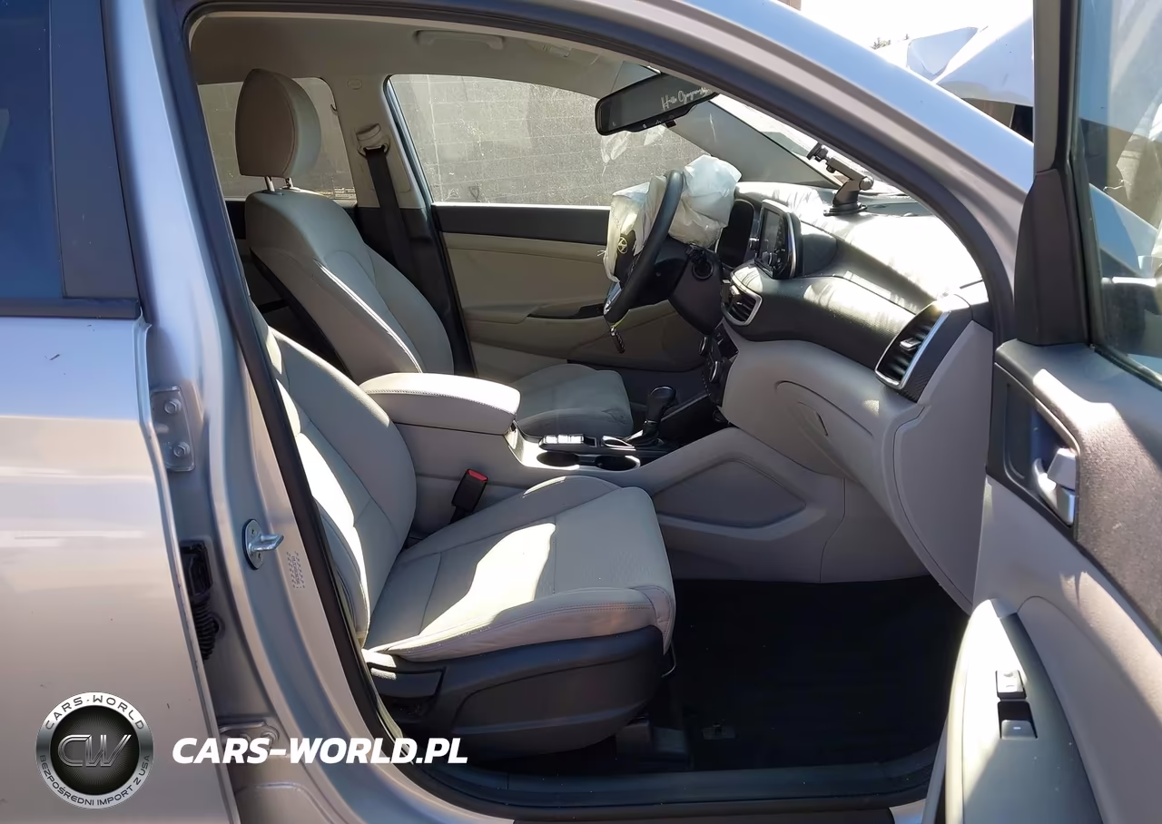 2019 Hyundai Tucson Value VIN:KM8J3CA45KU063505 - 5