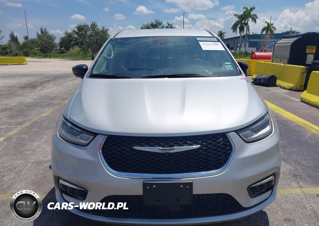 2024 Chrysler Pacifica Touring L VIN:2C4RC1BG9RR195520 - 6