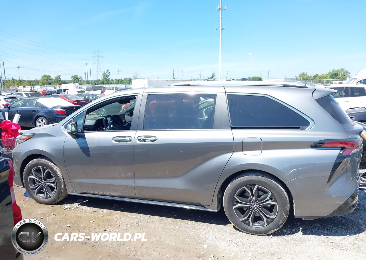 2026 Toyota Sienna Platinum VIN:5TDESKFC5TS266967 - 15
