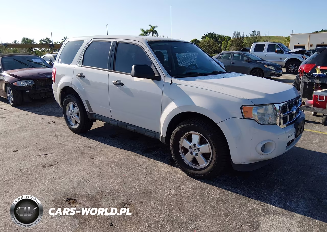 2012 Ford Escape Xls – zdjęcie 1 z 11