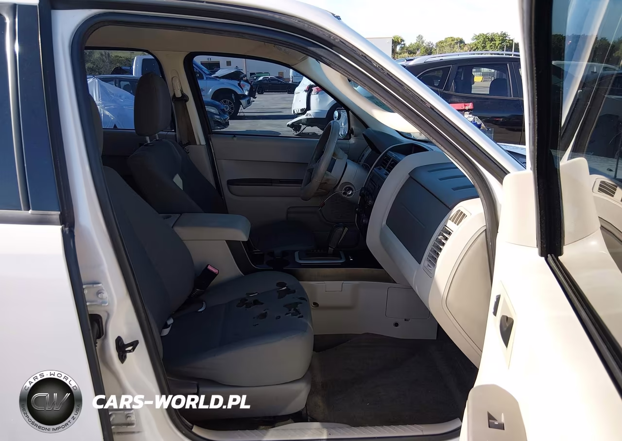 2012 Ford Escape Xls VIN:1FMCU0C73CKB27095 - 5
