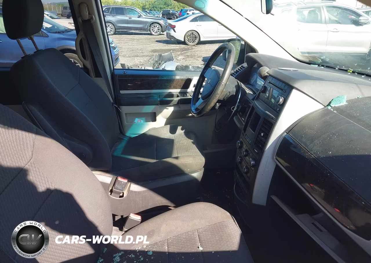 2010 Dodge Grand Caravan Sxt VIN:2D4RN5D10AR256075 - 5