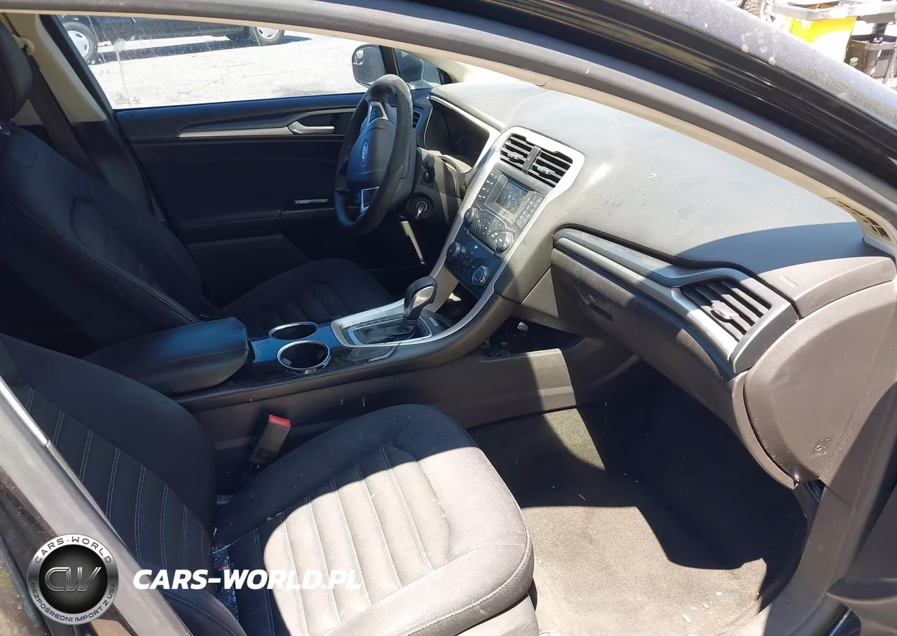 2014 Ford Fusion Se VIN:3FA6P0H72ER143701 - 5