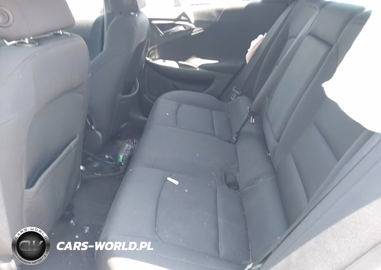 2018 Chevrolet Malibu Lt VIN:1G1ZD5ST2JF119630 - 8