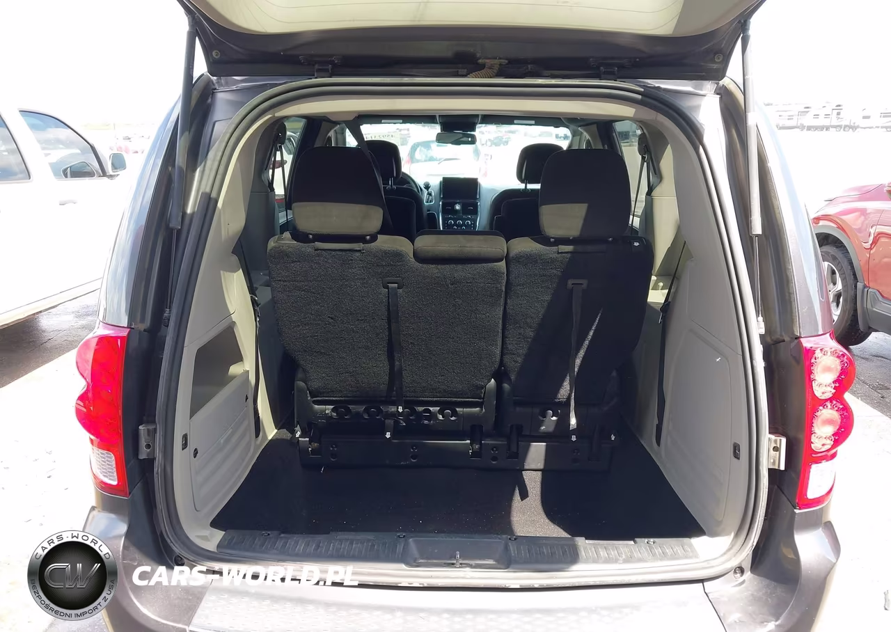 2016 Dodge Grand Caravan Se Plus VIN:2C4RDGBG2GR363673 - 17
